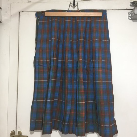 VINTAGE HIGHLAND QEEN PLEATED PLAID SKIRTS SIZE S - Picture 3 of 5